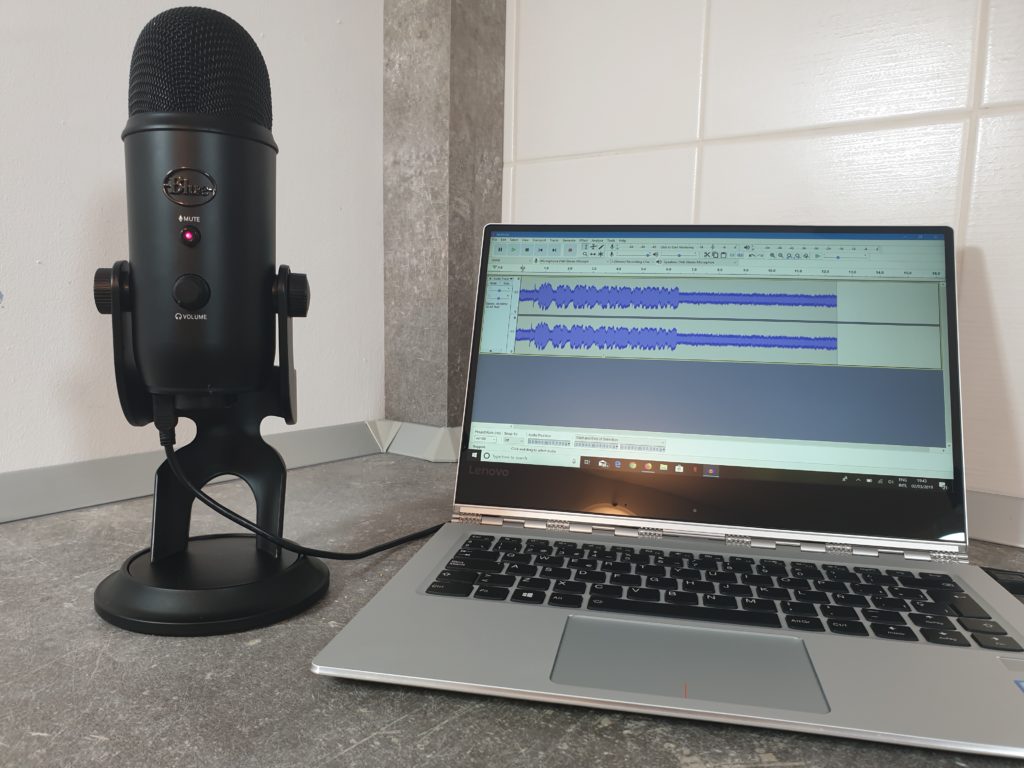 Blue yeti review microfon podcasturi